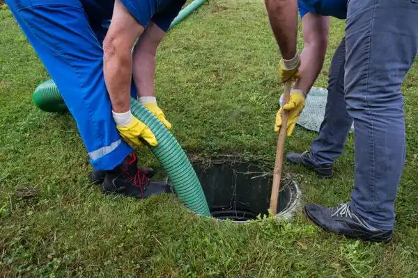 septic tank services Leaf River